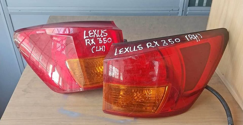 LEXUS RX350 taillights - Private Seller LEXUS RX350 taillights - Private Seller