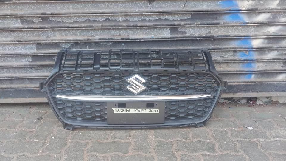 Suzuki Swift grill - Private Seller