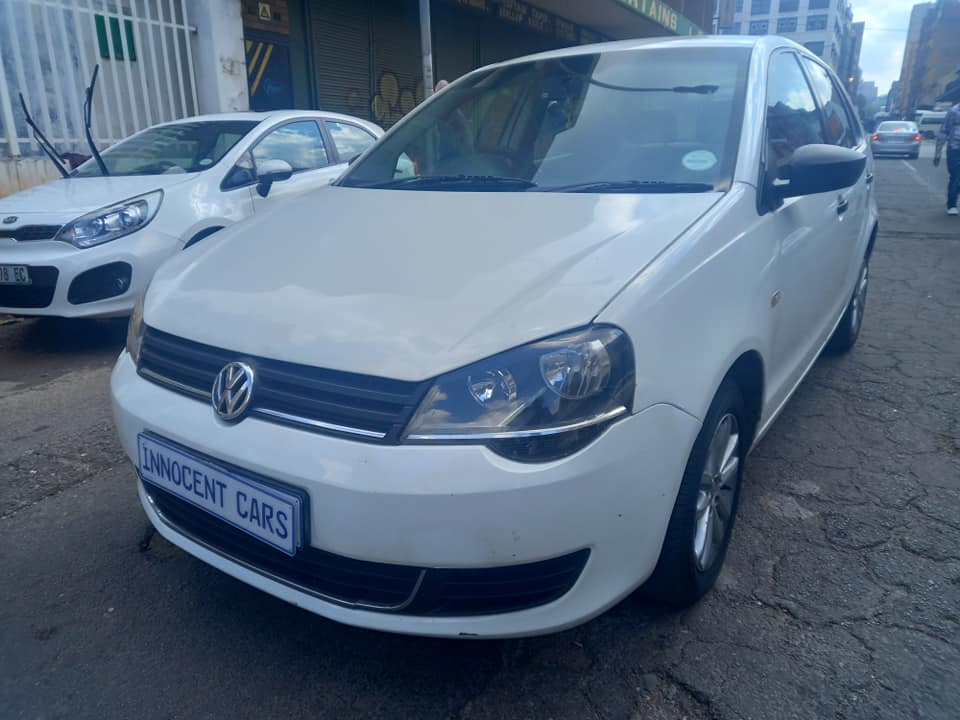 2015 VW POLO VIVO HATCHBACK 1.4TRENDLINE PETROL, MANUAL, WHITE COLOUR, MILEAGE 75000