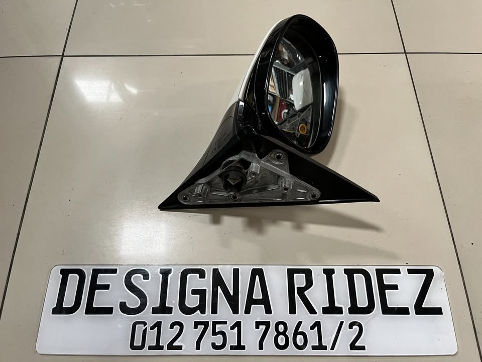 BMW E92 3-SERIES 2-DOOR FRONT LEFT MIRROR AVAILABLE. - Private Seller
