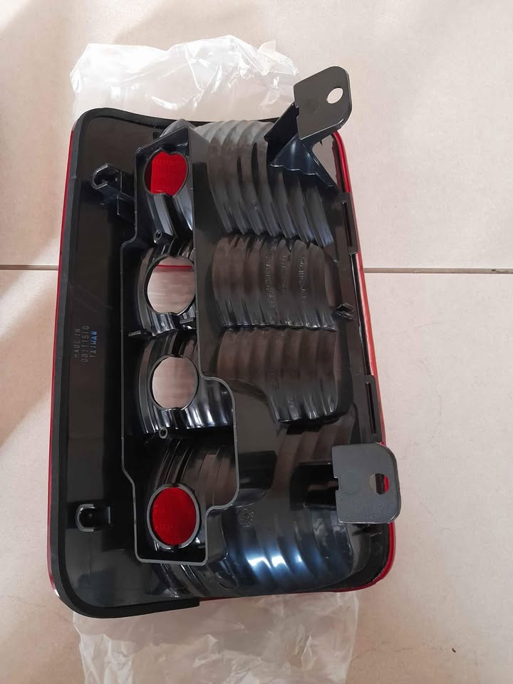 VW CADDY 2006 /10 BRAND NEW TAILLIGHTS FORSALE PRICE
