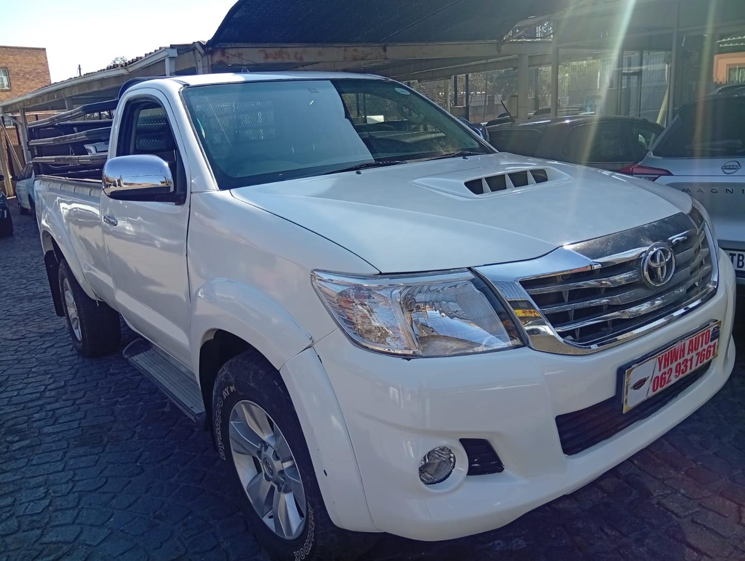 2011 Toyota Hilux 3.0 D4D High Raider SingleCab BOOT RAILINGSManual F