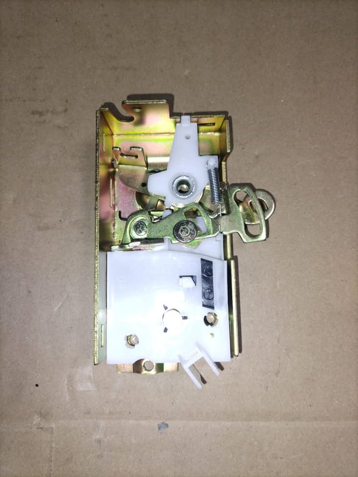 FORD BANTAM ROCAM DOOR LOCK FOR SALE - Private Seller FORD BANTAM ROCAM DOOR LOCK FOR SALE - Private Seller