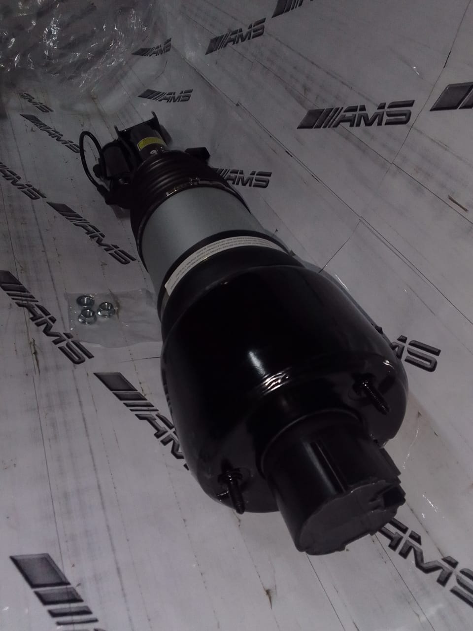 W204/W207 Dynamic Shock with Sensor – Brand New - Private Seller