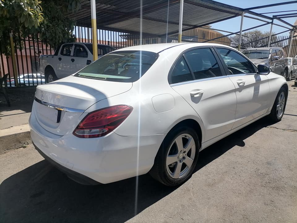 2017 Mercedes Benz C200 AMG Automatic and leather seat