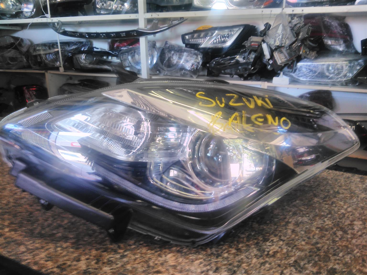Suzuki baleno headlight - Private Seller Suzuki baleno headlight - Private Seller
