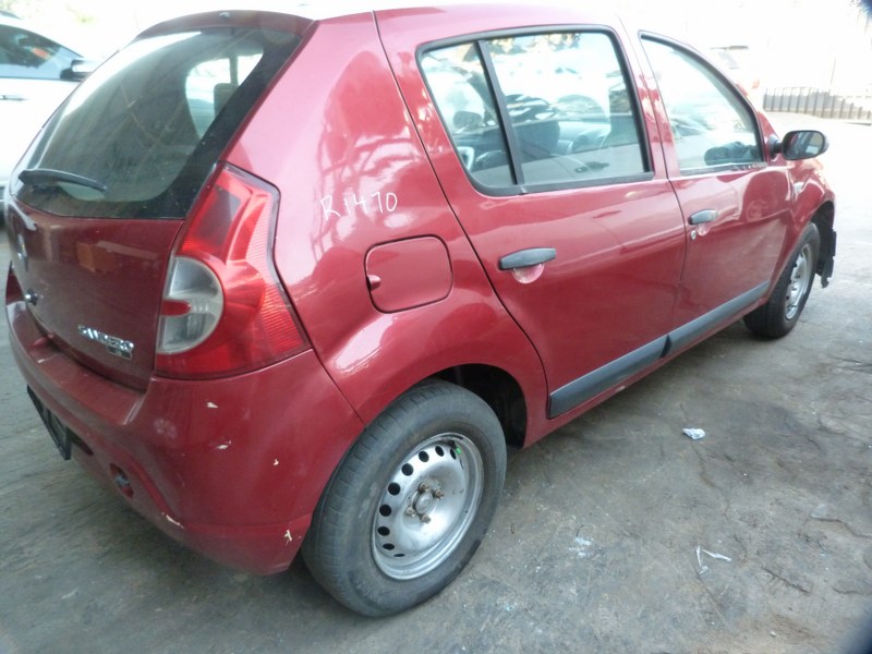 Renault Sandero 1.6  8V Petrol United Manual K7M Red - 2011 SPARESBOYZ STRIPPING - Private Seller