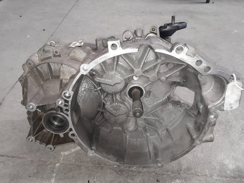 VOLVO S40 2.0L (B42) MANUAL GEARBOX FOR SALE - Private Seller VOLVO S40 2.0L (B42) MANUAL GEARBOX FOR SALE - Private Seller