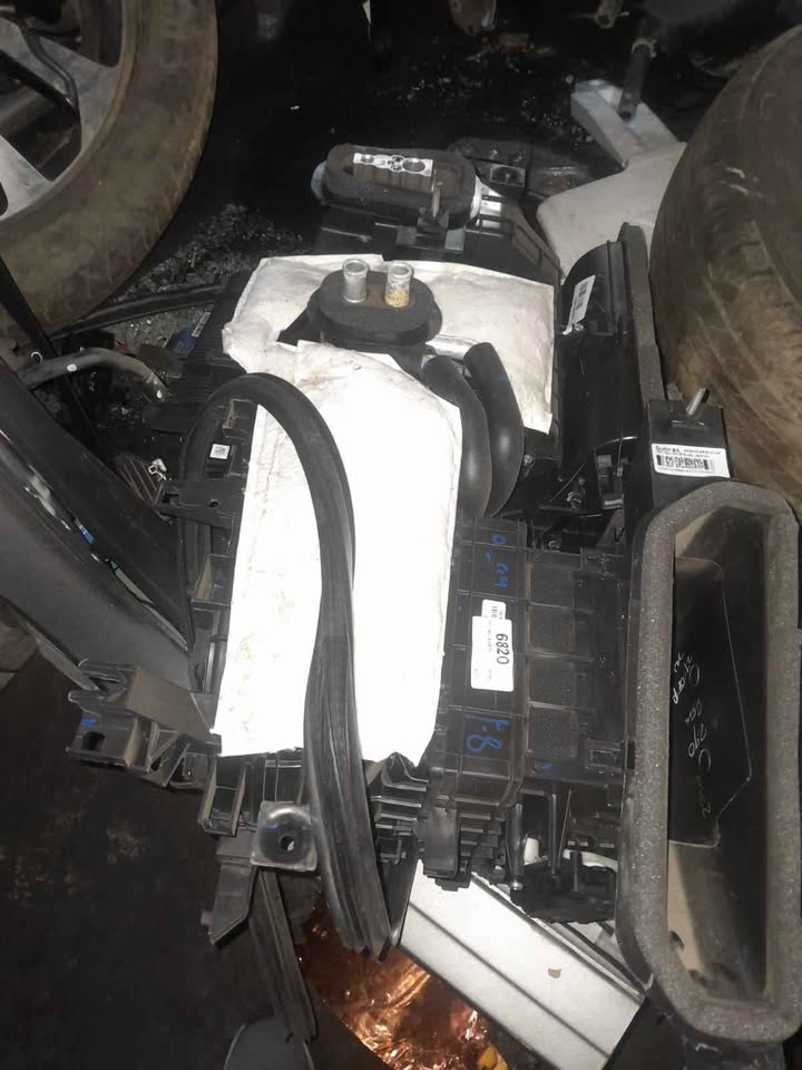 Toyota Starlet heater box - Private Seller Toyota Starlet heater box - Private Seller