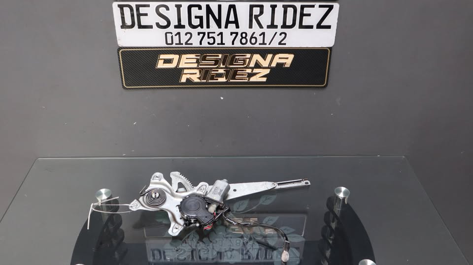 LEXUS GS300 REAR RIGHT WINDOW MECHANISM - Private Seller LEXUS GS300 REAR RIGHT WINDOW MECHANISM - Private Seller