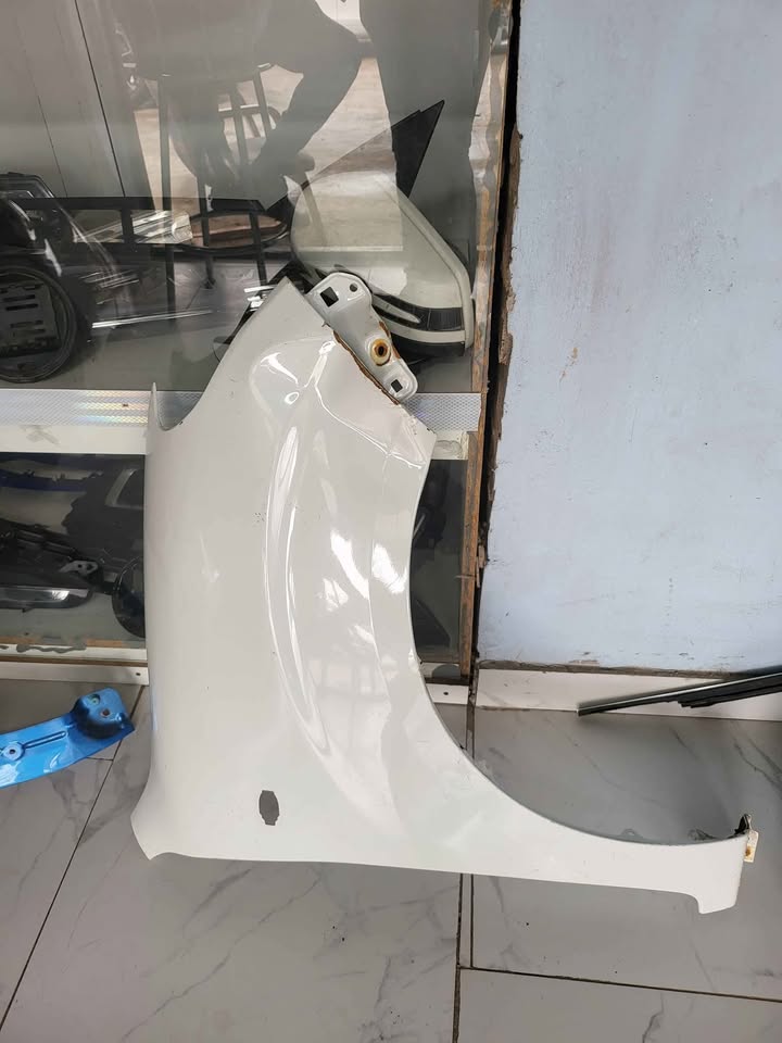 Toyota vitz Right fender for sale - Private Seller Toyota vitz Right fender for sale - Private Seller