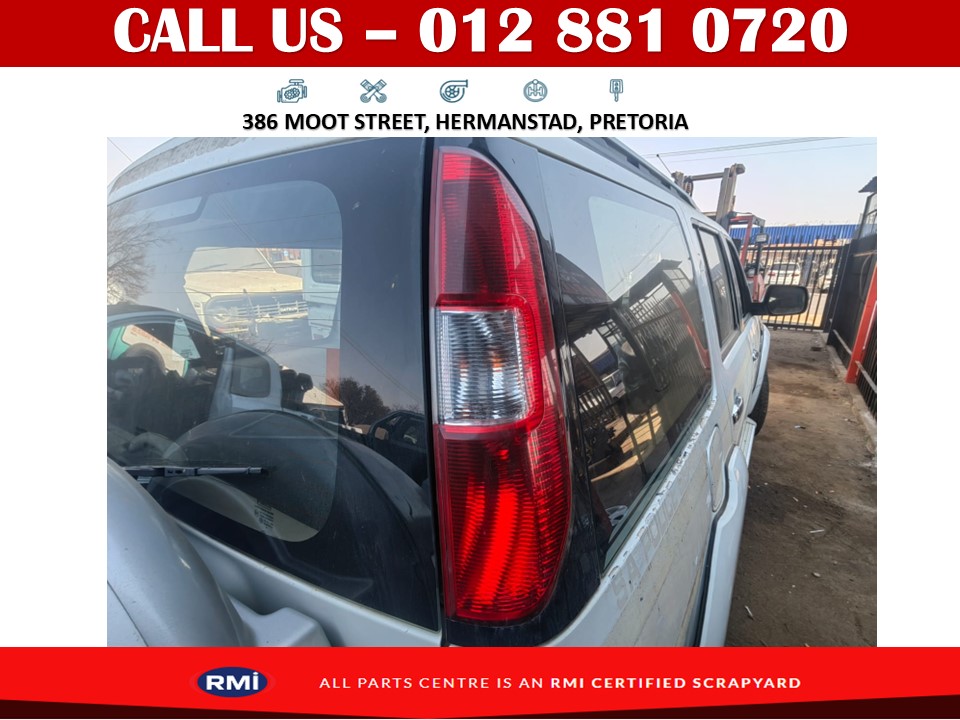 Ford Everest 2011 tail lights for sale used Ford Everest 2011 tail lights for sale used