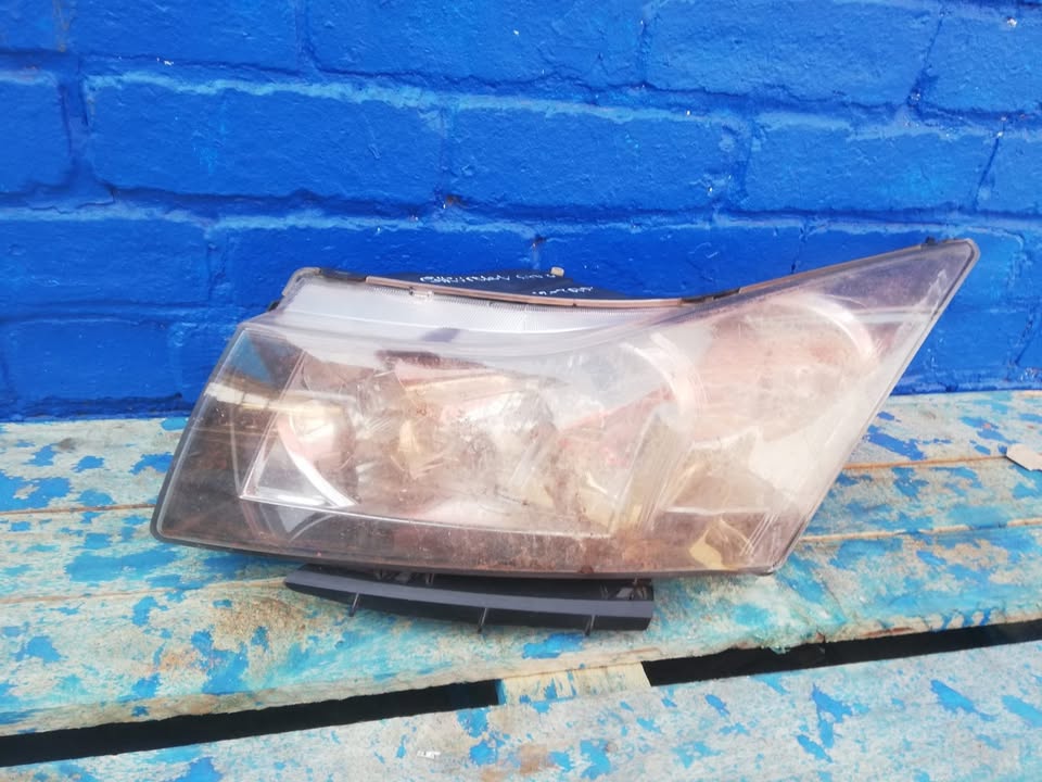 CHEVROLET CRV 2012-2015 HEADLIGHT RIGHT FOR SALE - Private Seller CHEVROLET CRV 2012-2015 HEADLIGHT RIGHT FOR SALE - Private Seller
