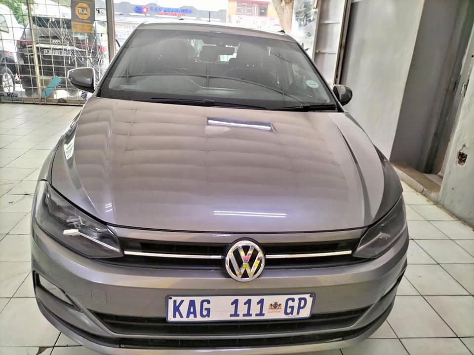 2019 vw polo 8 1.0 Auto, 92000km, grey Petrol, sparekey