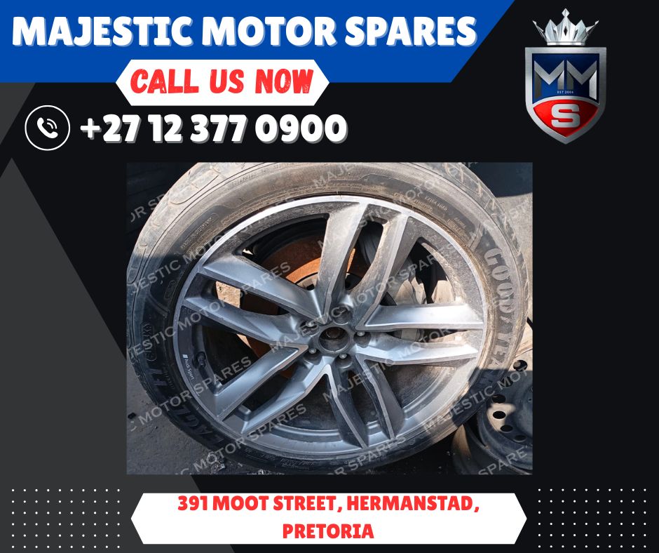 For Sale: Audi Q7 Quattro Rims Set (2017 Model) – Second Hand