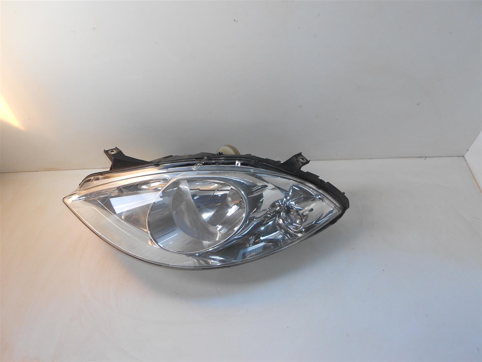 Mercedes Benz A Class Left side Headlight