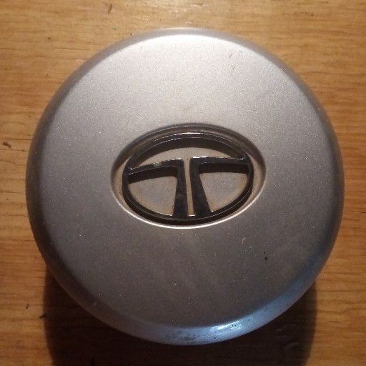 Tata, wheel cap - Private Seller Tata, wheel cap - Private Seller