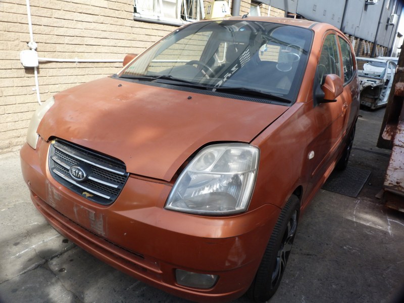 Kia Picanto 1.1 Manual G4HG Orange - 2006 SPARESBOYZ STRIPPING FOR SPARES - Private Seller