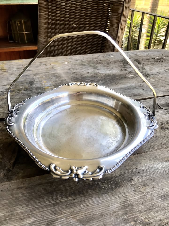 Swing Into Elegance – Vintage Silver-Plated BonBon Basket with Handle & Feet