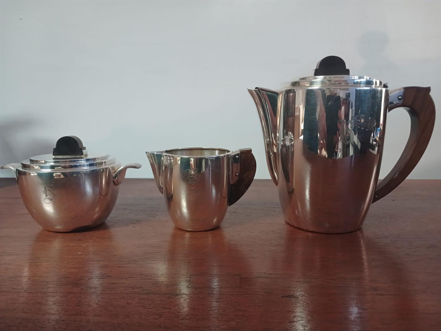 Jewellery, Art, Furniture, Silverware and More on our Online Auction