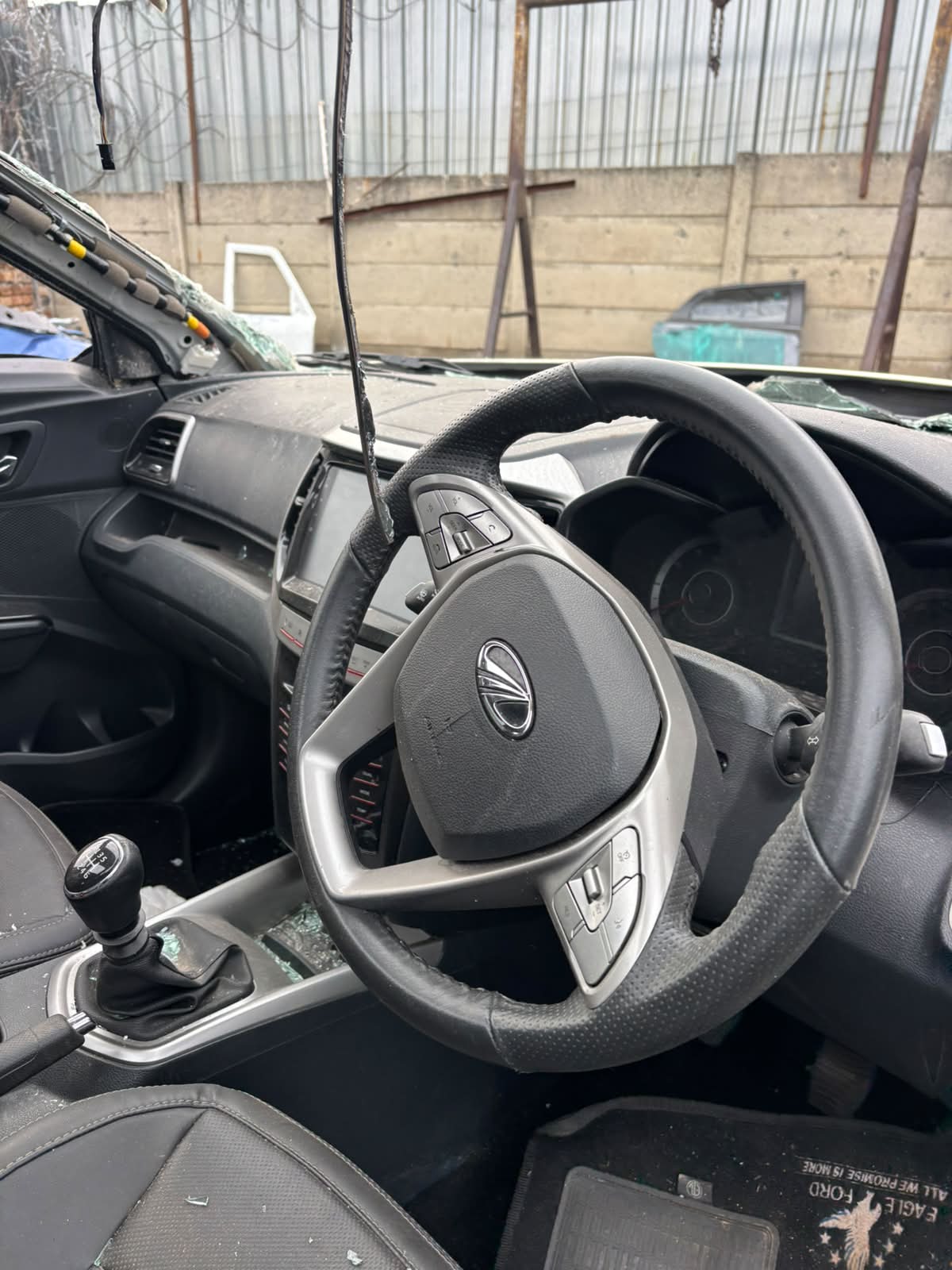 2022 MAHINDRA XUV 300 1.2T STRIPPING FOR SPARES - Private Seller
