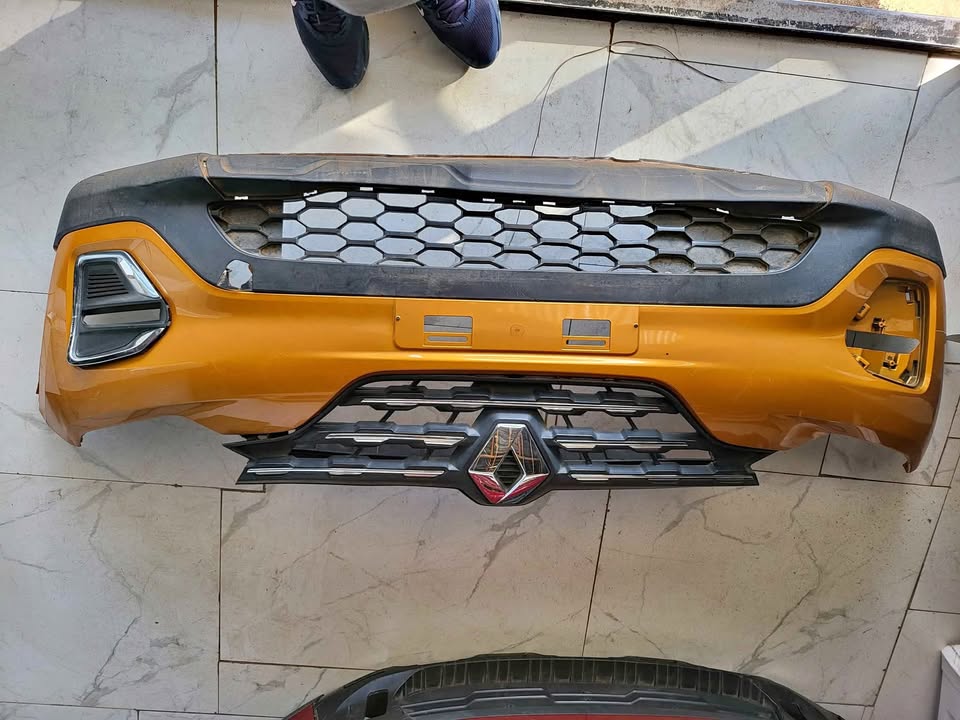 RENAULT TRIBER FRONT BUMPER FOR SALE - Private Seller RENAULT TRIBER FRONT BUMPER FOR SALE - Private Seller