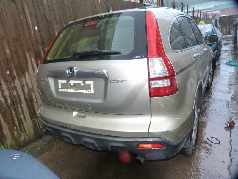 Honda CR-V 2.0 RVSi AT Gold - 2007 STRIPPING FOR SPARES - Private Seller Honda CR-V 2.0 RVSi AT Gold - 2007 STRIPPING FOR SPARES - Private Seller
