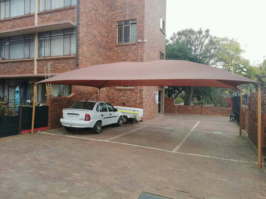 Very neat 1.5 bedroom flat for sale in Pretoria North 