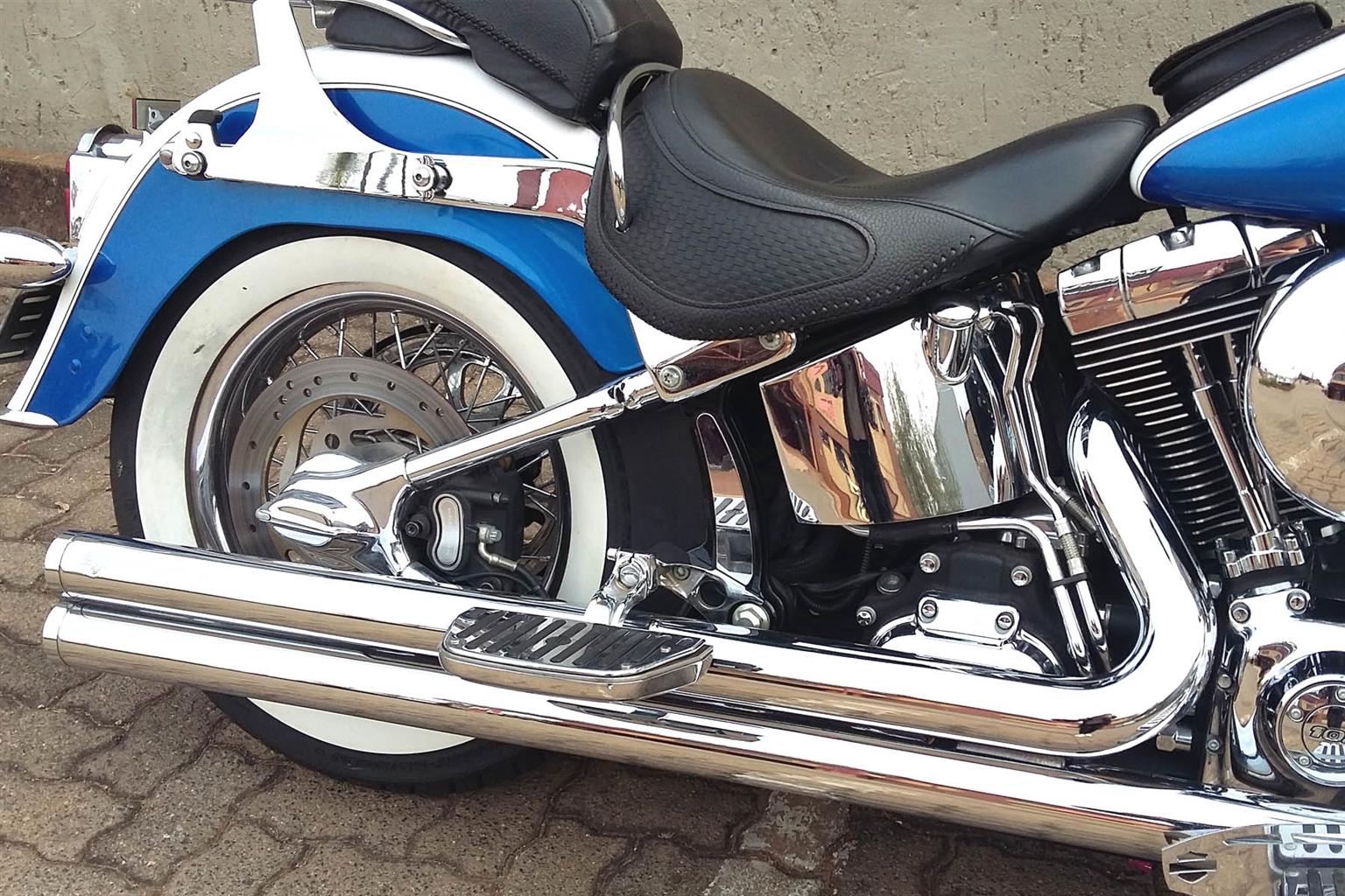 Stunning 2012 Softail Deluxe with Lots of Extras! - Private Seller Stunning 2012 Softail Deluxe with Lots of Extras! - Private Seller