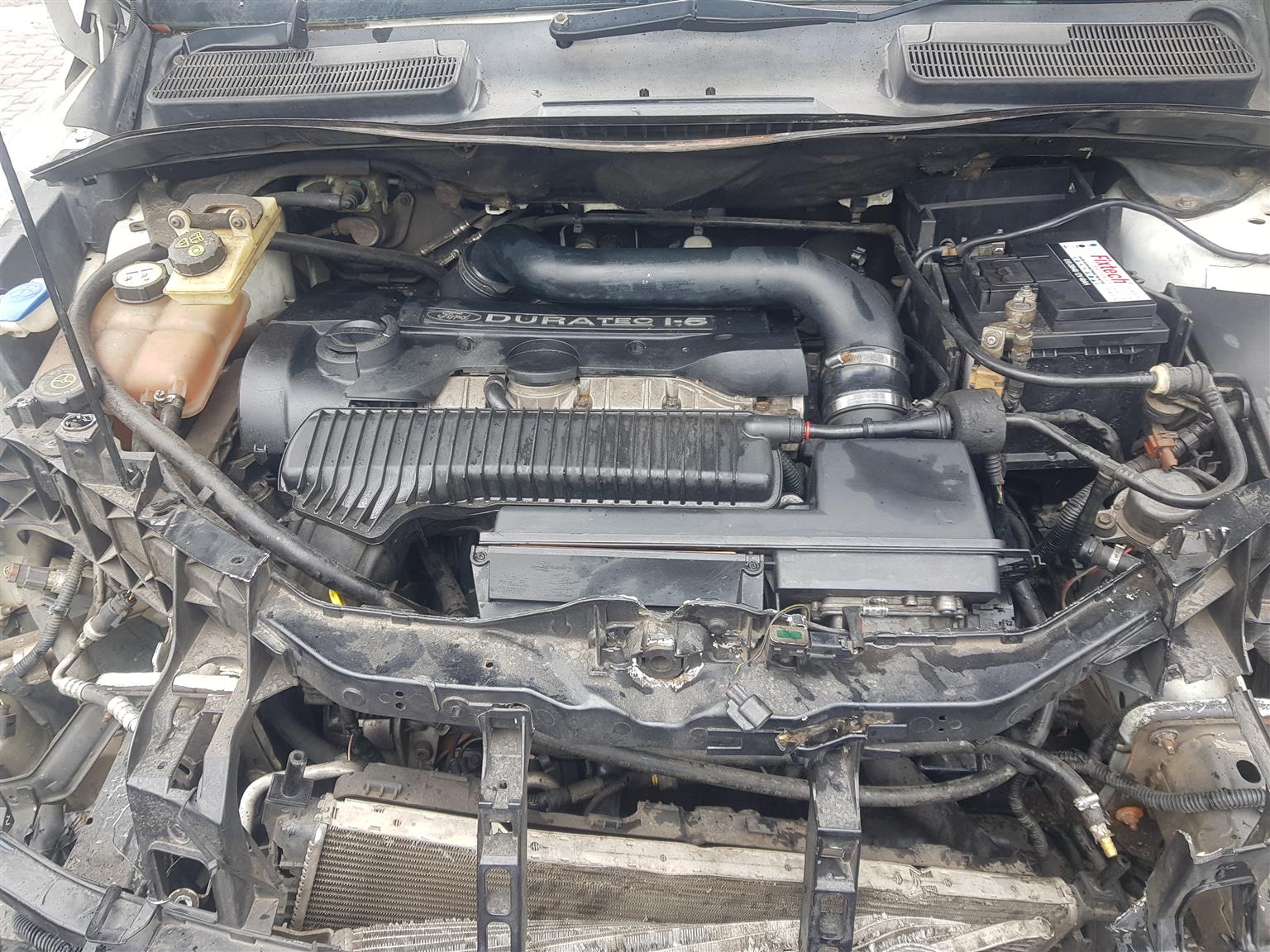 ford kuga 2.5 5 cylinder petrol complete suv stripping - Private Seller ford kuga 2.5 5 cylinder petrol complete suv stripping - Private Seller