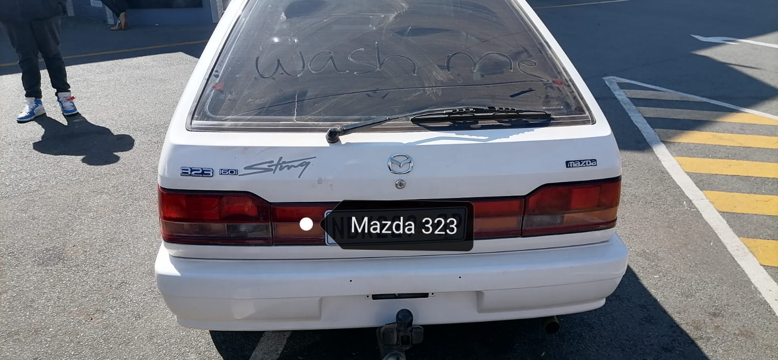 1996 MAZDA 323 WHITE