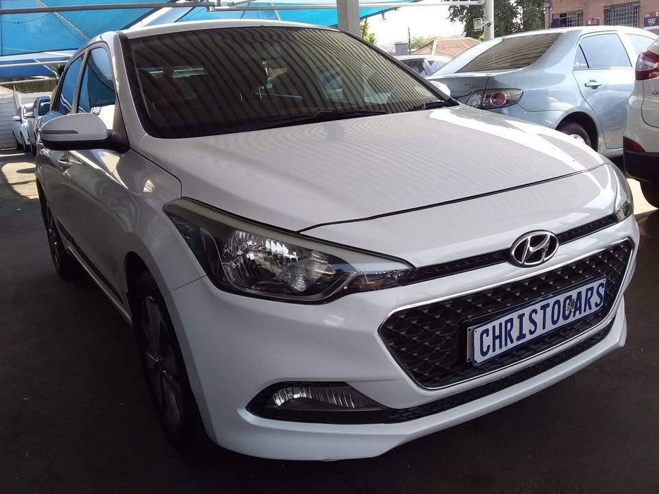 2015 Hyundai i20 Fluid hatchback 2015