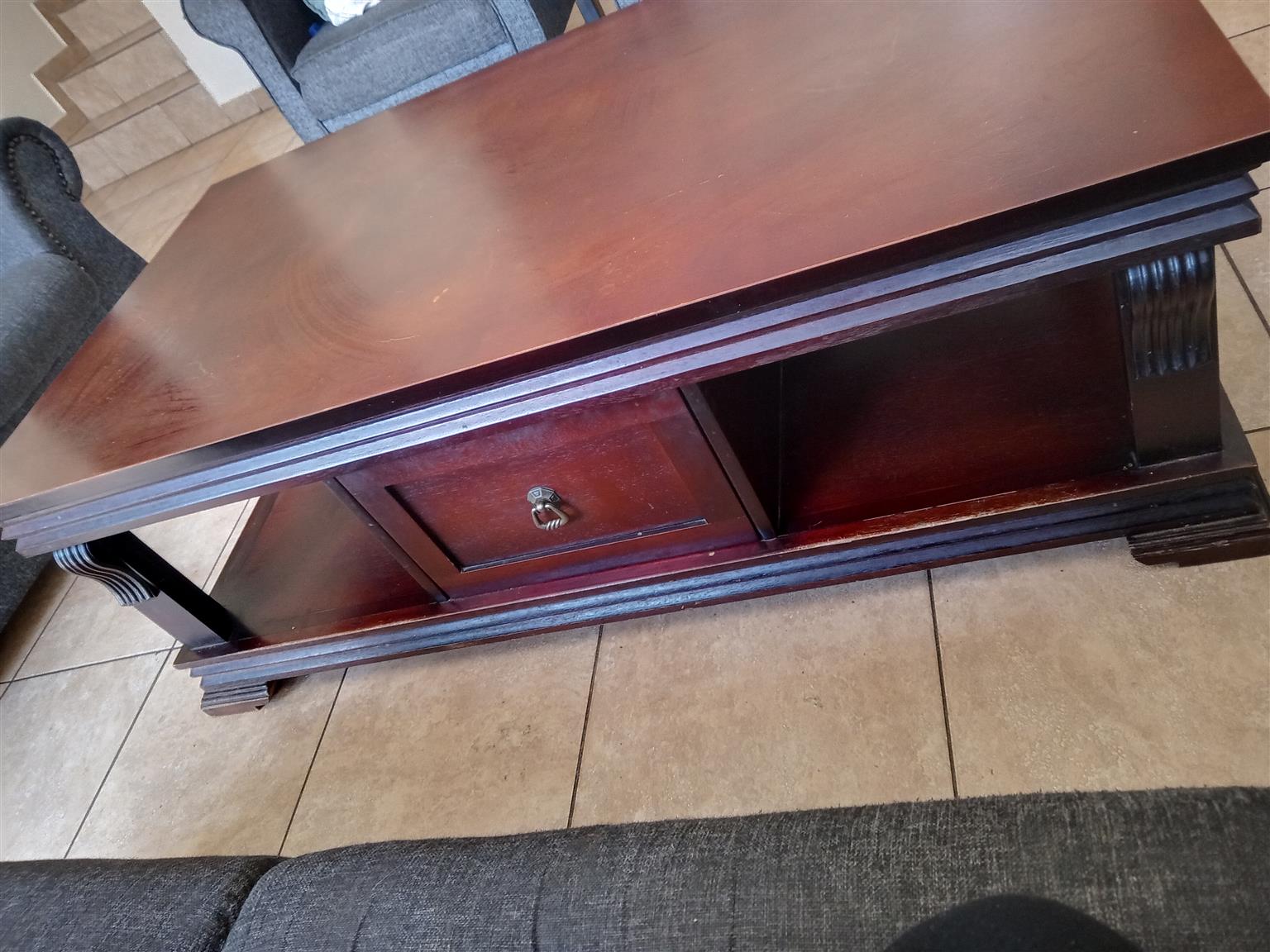 Hardwood mahogany shelved coffee table