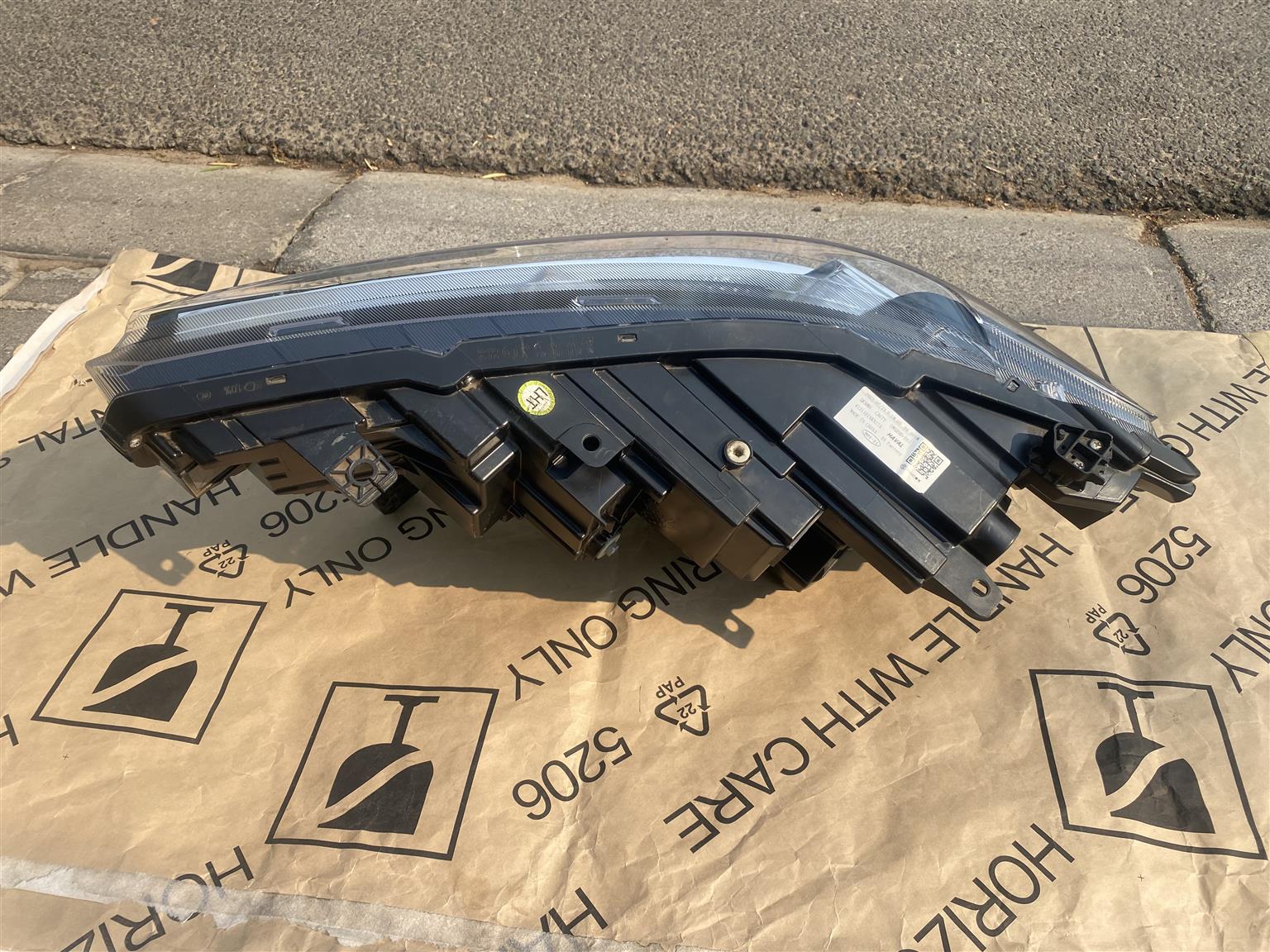 2024 HAVAL H6 FULL LED HEADLIGHT RIGHT SIDE FOR SALE. IN PRISTINE CONDITION - Private Seller