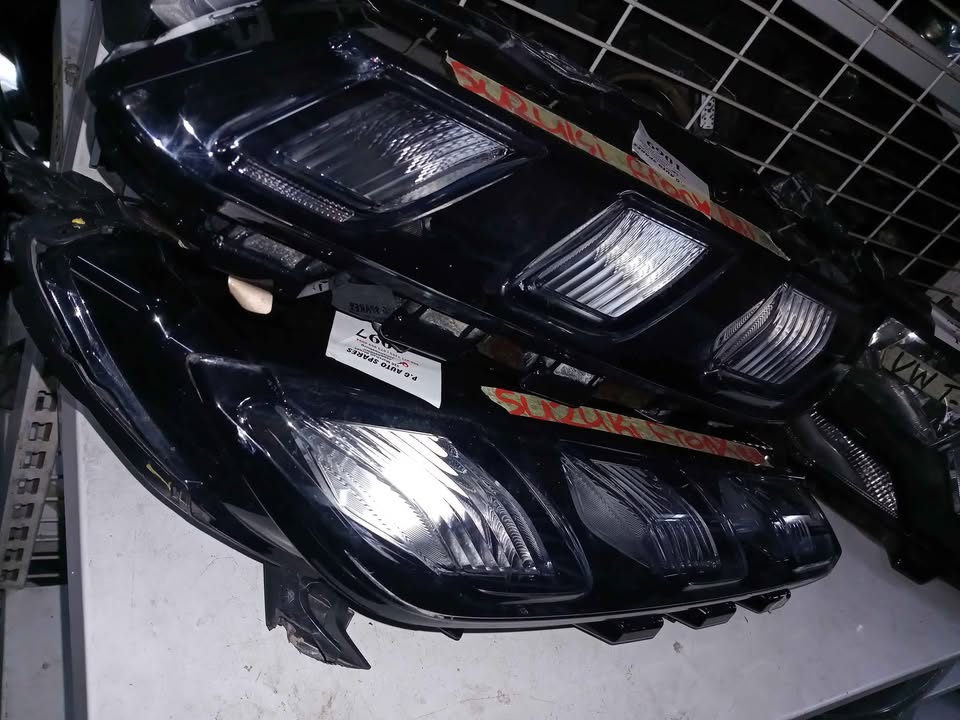 Suzuki fronx upper headlight both side - Private Seller Suzuki fronx upper headlight both side - Private Seller