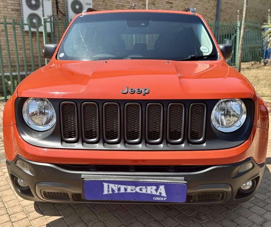 Used 2016 Jeep Renegade 2.4 4x4 Trailhawk - Private Seller Used 2016 Jeep Renegade 2.4 4x4 Trailhawk - Private Seller