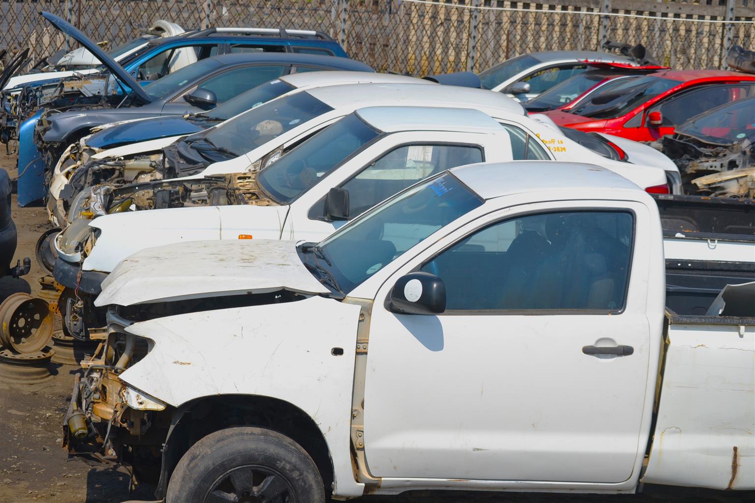 2009 Renault Logan 1.6 8valve - Stripping for Spares.