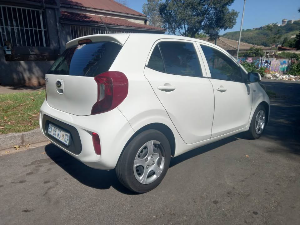 2019 Kia Picanto Hatchback 1.0 Petrol, Manual, White Color, Mileage