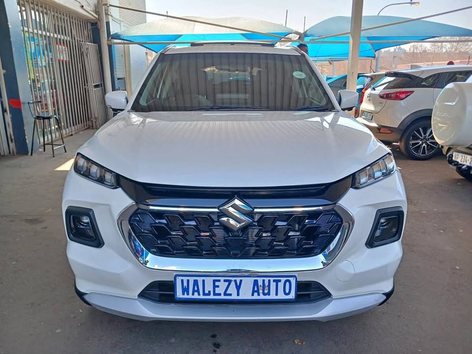 2024 SUZUKI GRAND VITARA 1.4 GLS Transmission: Automatic  Mileage: 15000km Fueltype: Petrol  White