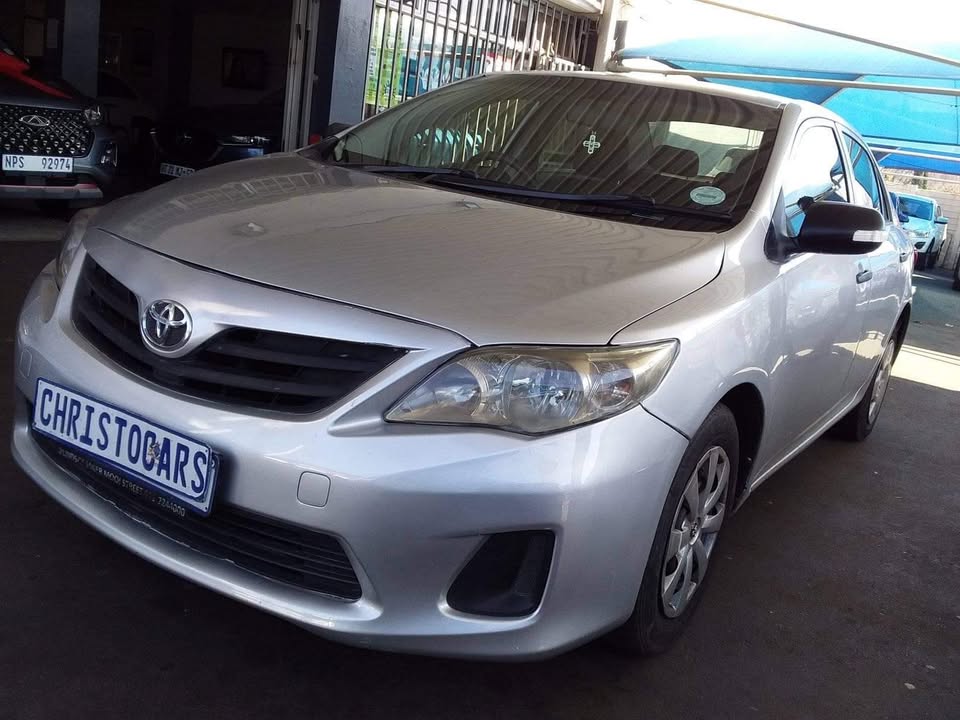 2014 Toyota Corolla Quest sedan 2014
