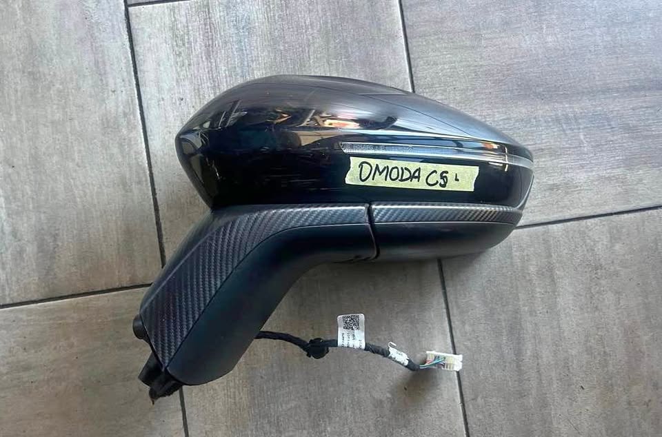 Chery Omoda C5 side mirror - Private Seller Chery Omoda C5 side mirror - Private Seller