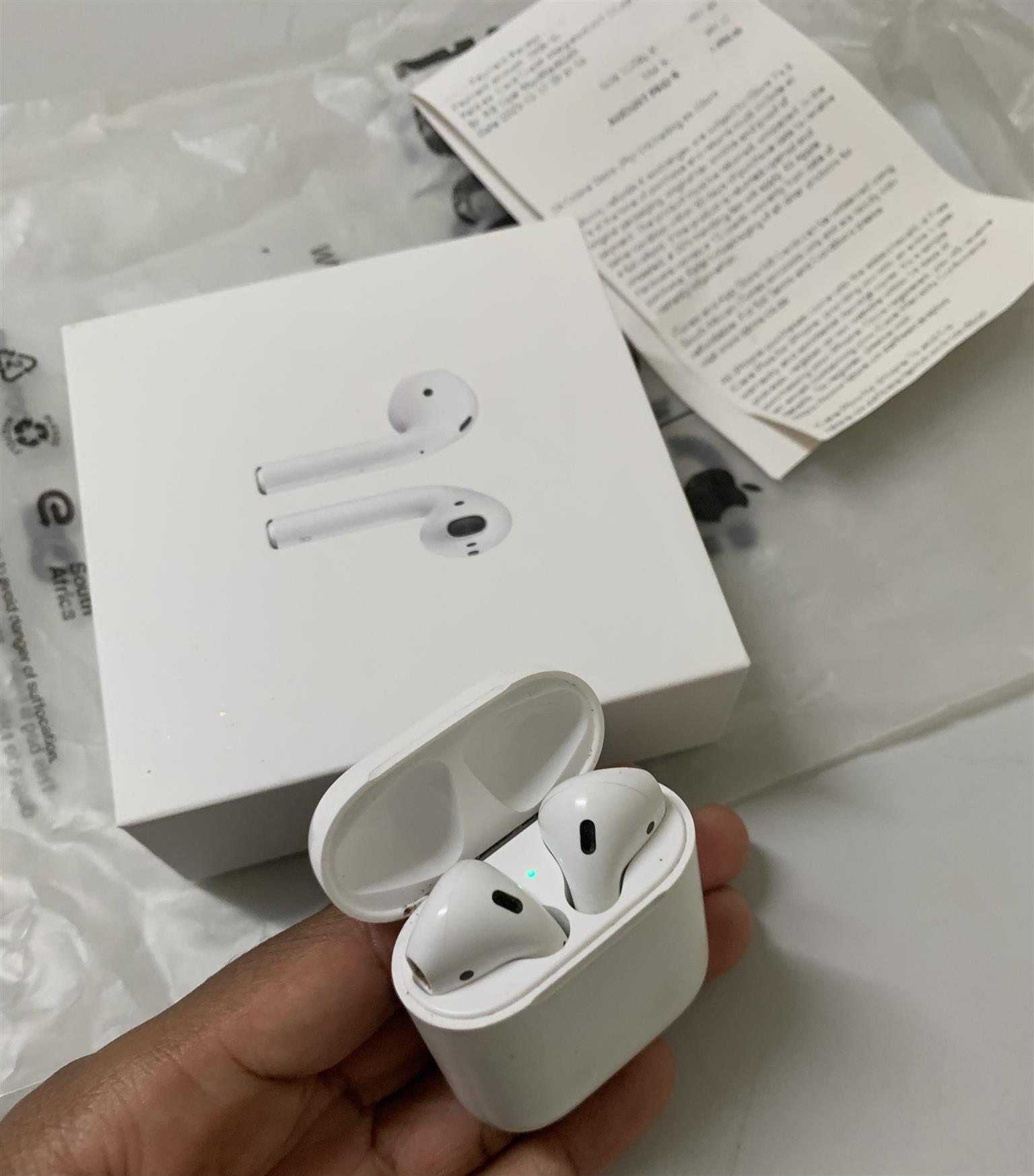 AirPods 2nd Gen with Original Packaging – Mint Condition