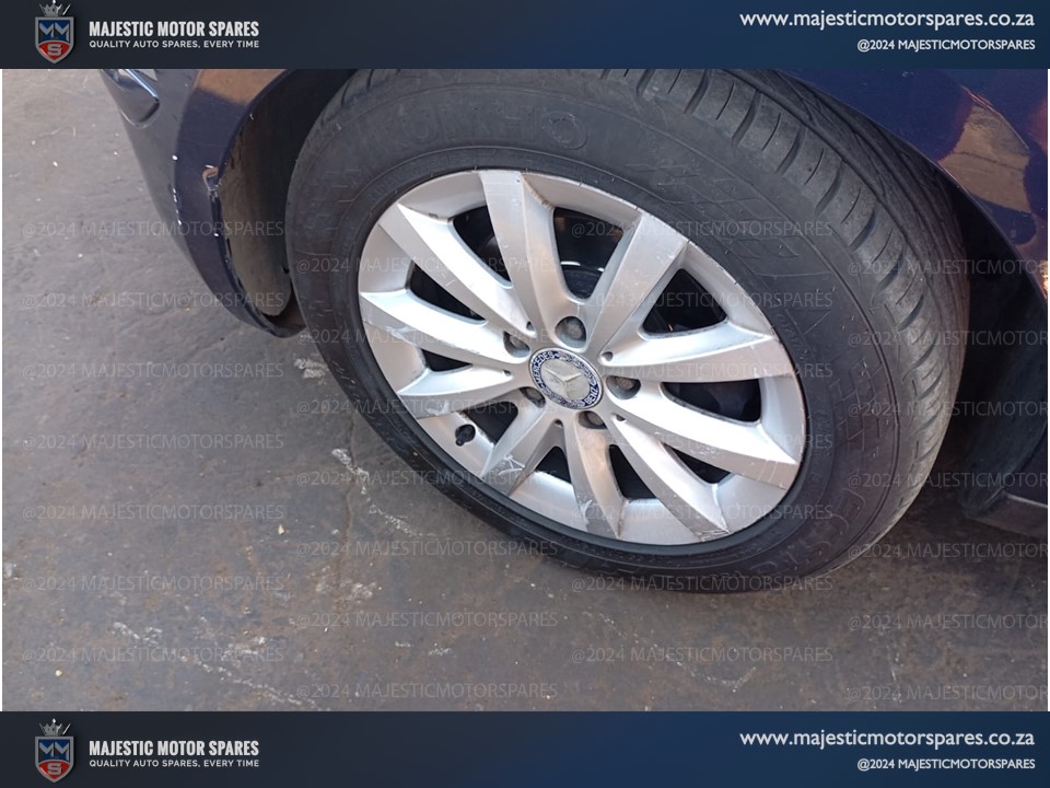 Mercedes-Benz A170 W169 Mag Rims with Tyres for Sale (2005)