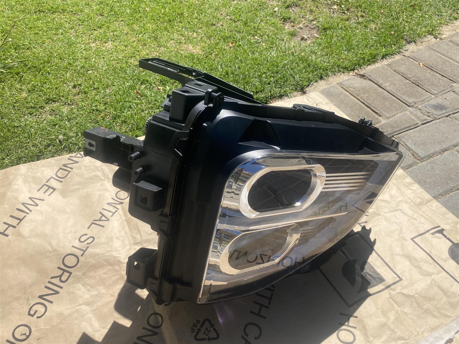2024 MITSUBISHI ECLIPSE CROSS LED HEADLIGHT RIGHT SIDE FOR SALE - Private Seller 2024 MITSUBISHI ECLIPSE CROSS LED HEADLIGHT RIGHT SIDE FOR SALE - Private Seller