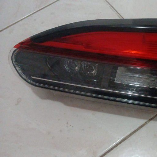 Toyota corolla cross taillight - Private Seller Toyota corolla cross taillight - Private Seller
