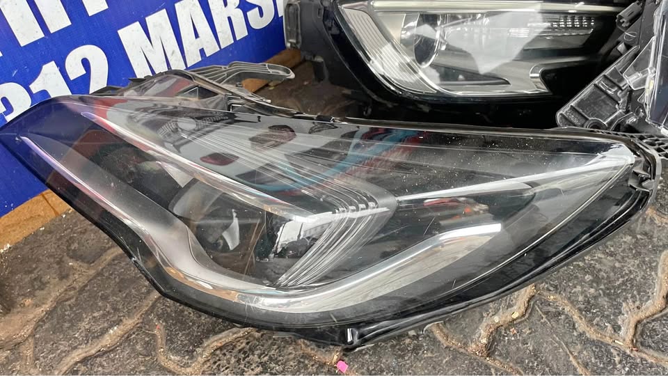Opel Astra K headlight - Private Seller Opel Astra K headlight - Private Seller