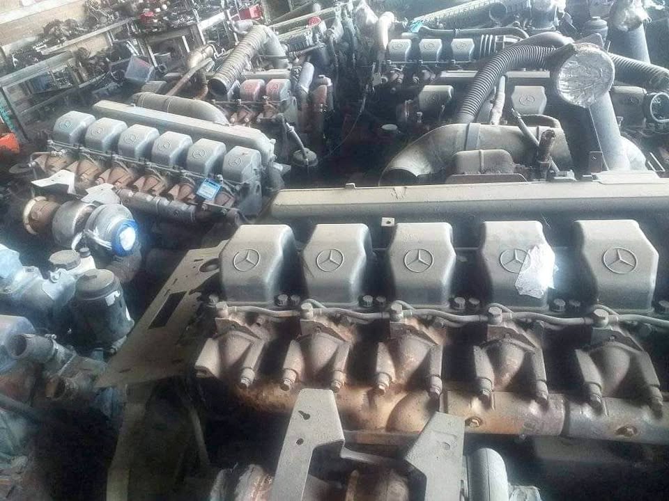 Mercedes truck and bus engines/gearboxes