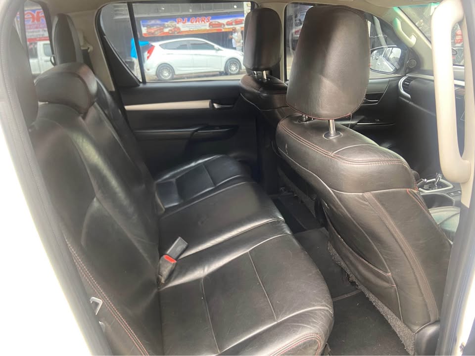 2017 Toyota Hilux 2.8 GD6 4x2 Automatic