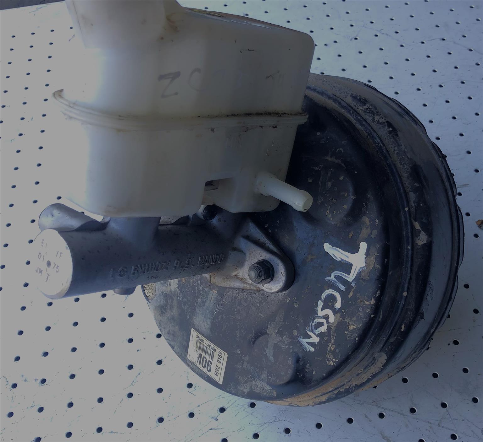 HYUNDAI TUCSON BRAKE BOOSTER AND MASTER (ZCCT) - Private Seller HYUNDAI TUCSON BRAKE BOOSTER AND MASTER (ZCCT) - Private Seller