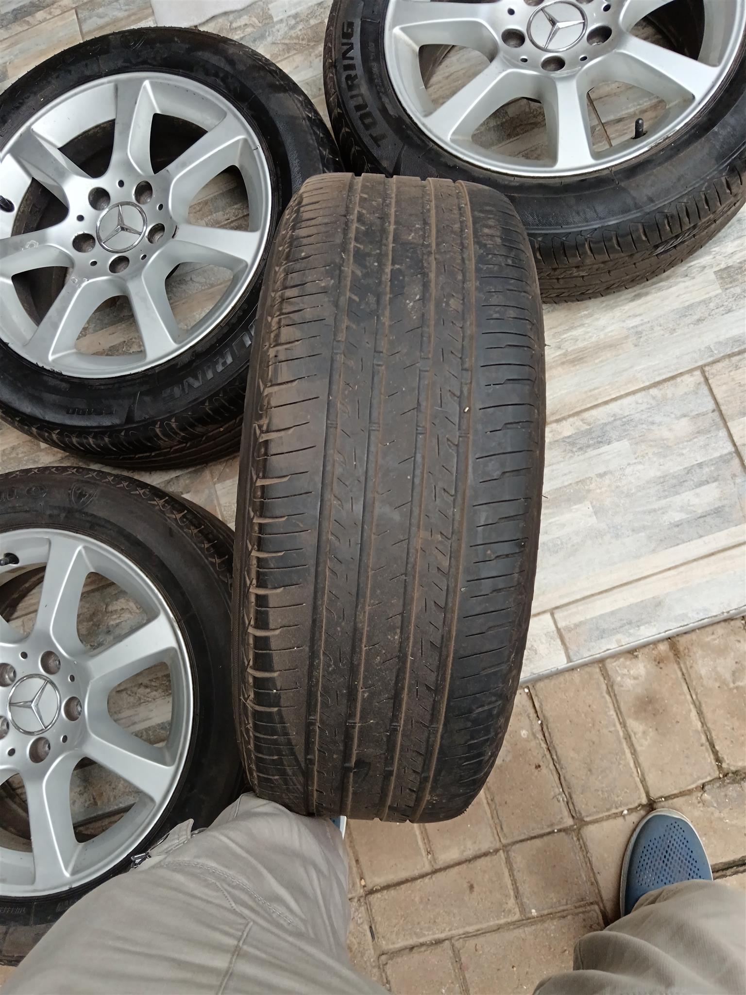 Mercedes Benz rims with Firestone tyres - Private Seller